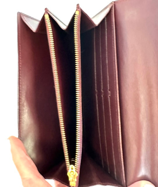 Louis Vuitton Patent Vernis Sarah Wallet