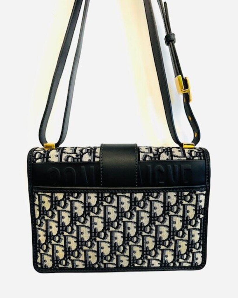 Christian Dior 30 Montaigne Bag