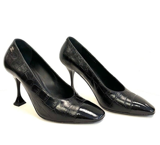 $1450 Chanel Pump Heels 9.5